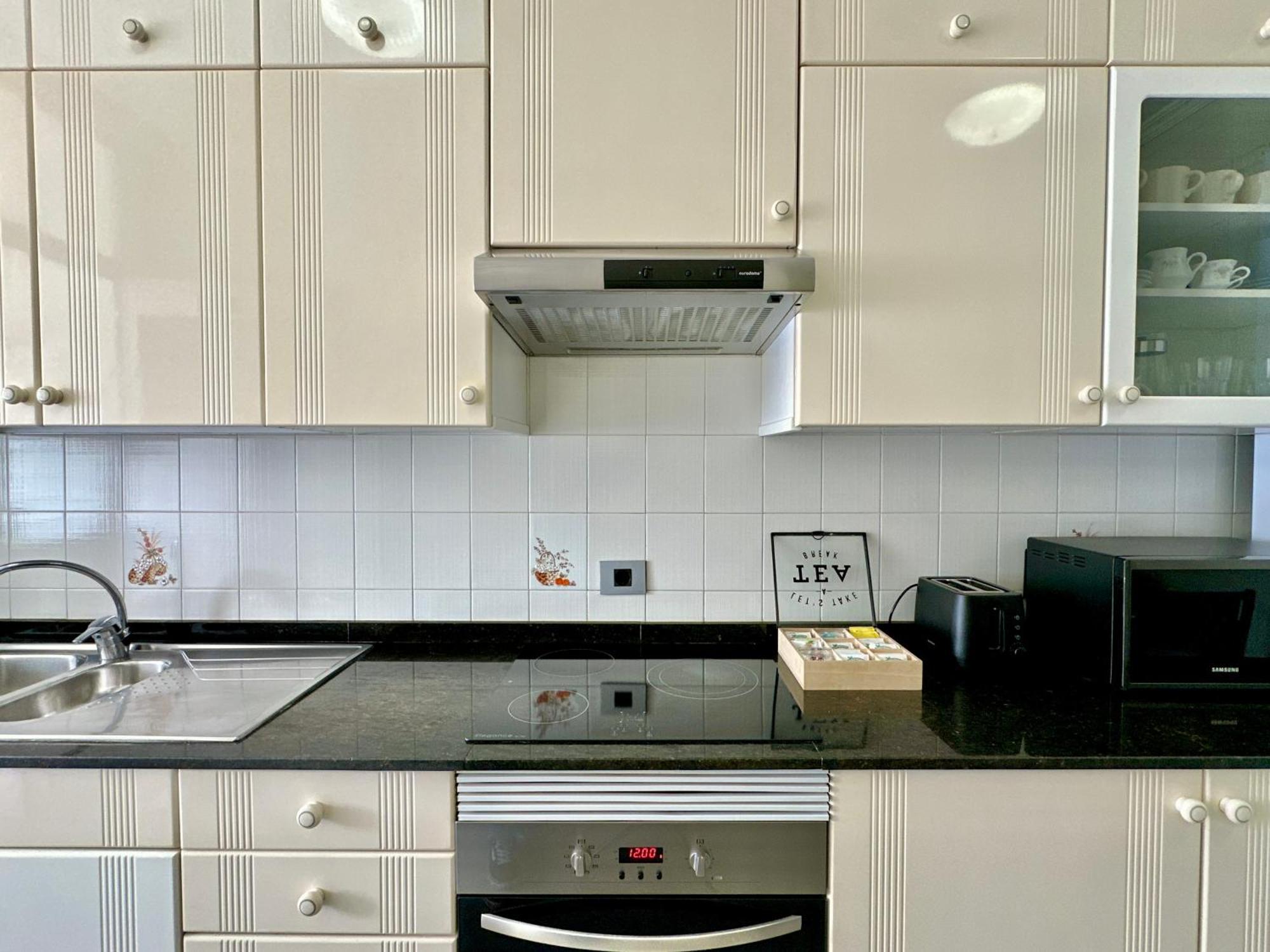 Hostiguest Coliving Leon Y Castillo Las Palmas de Gran Canaria Ngoại thất bức ảnh
