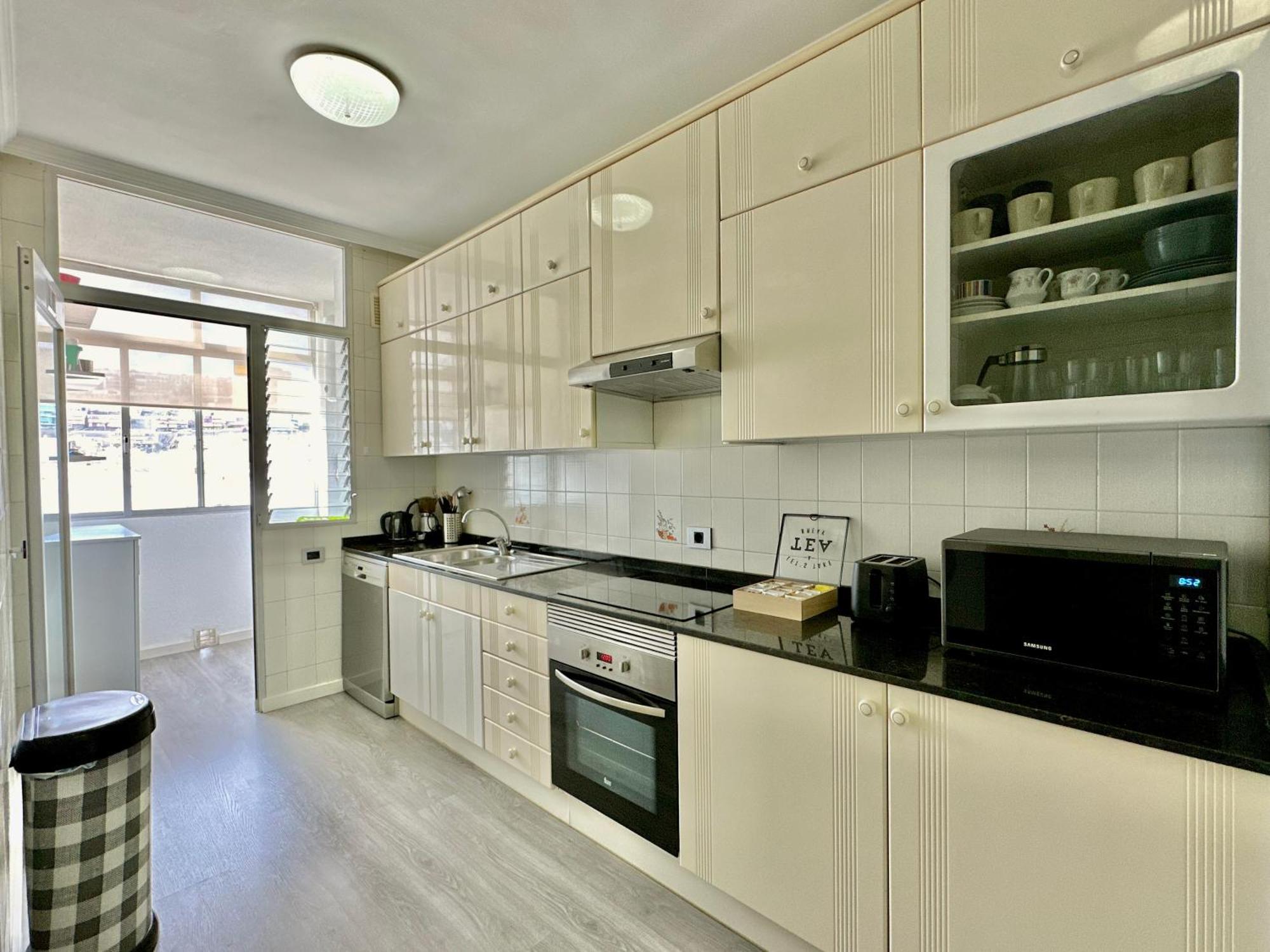 Hostiguest Coliving Leon Y Castillo Las Palmas de Gran Canaria Ngoại thất bức ảnh