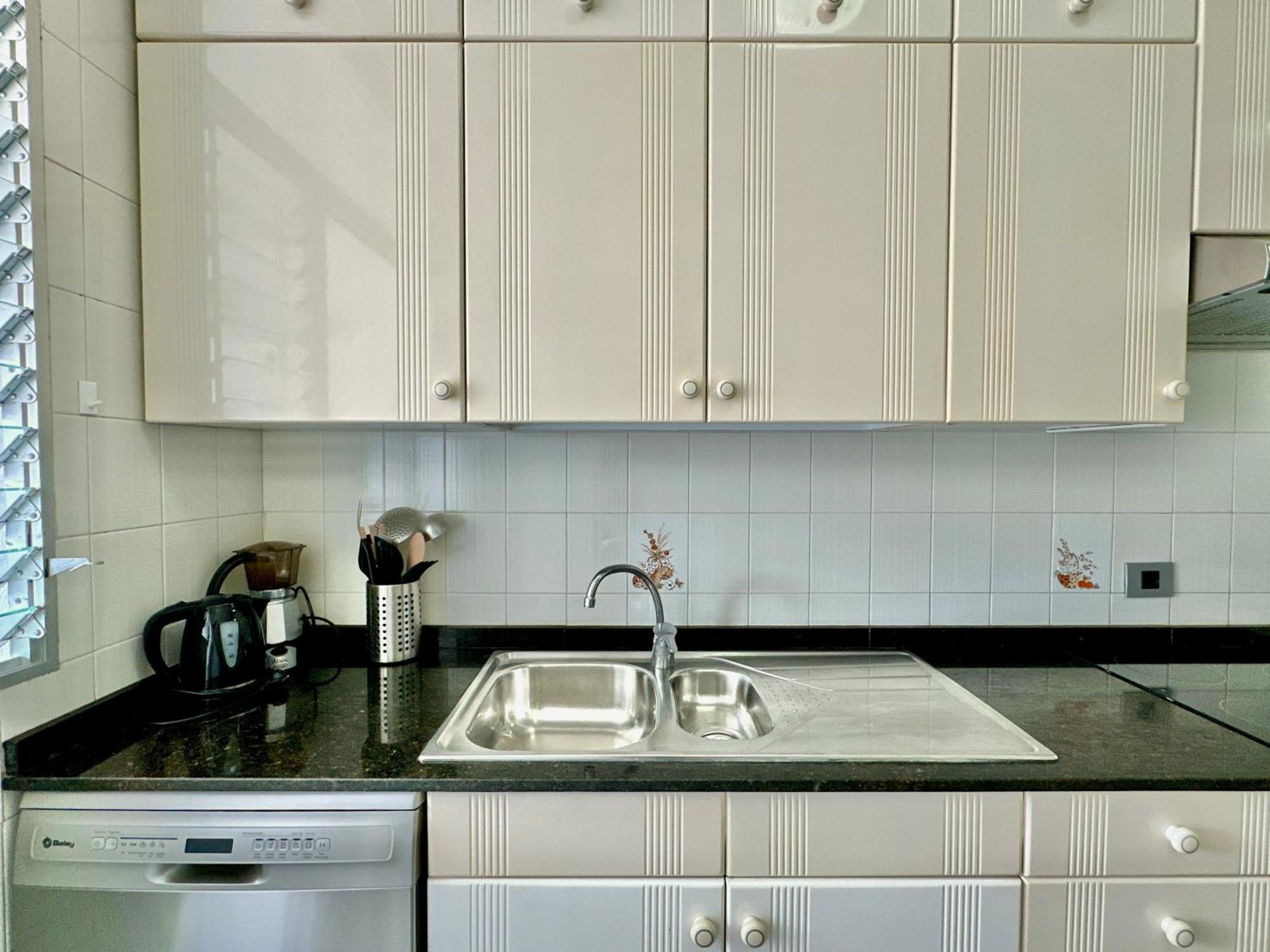 Hostiguest Coliving Leon Y Castillo Las Palmas de Gran Canaria Ngoại thất bức ảnh