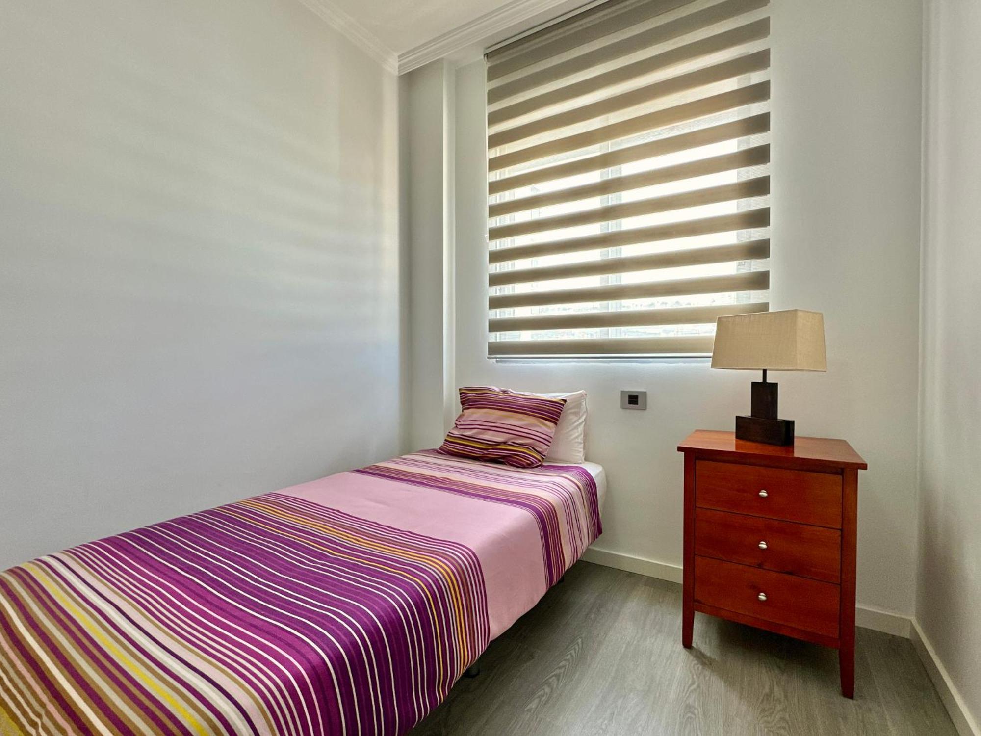 Hostiguest Coliving Leon Y Castillo Las Palmas de Gran Canaria Ngoại thất bức ảnh