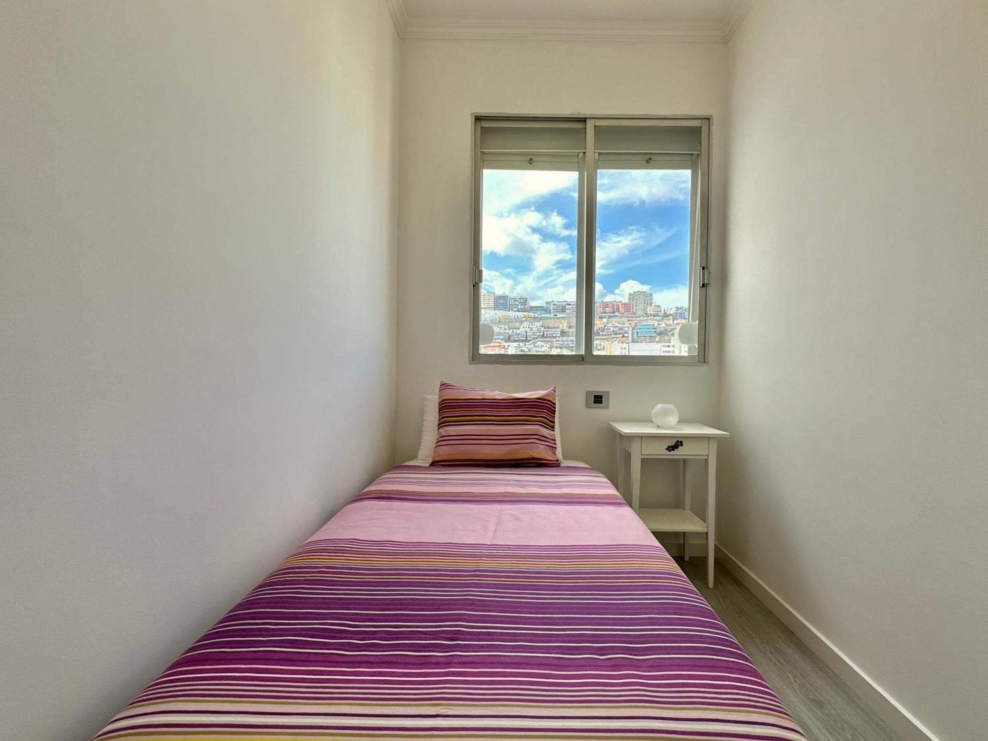 Hostiguest Coliving Leon Y Castillo Las Palmas de Gran Canaria Ngoại thất bức ảnh